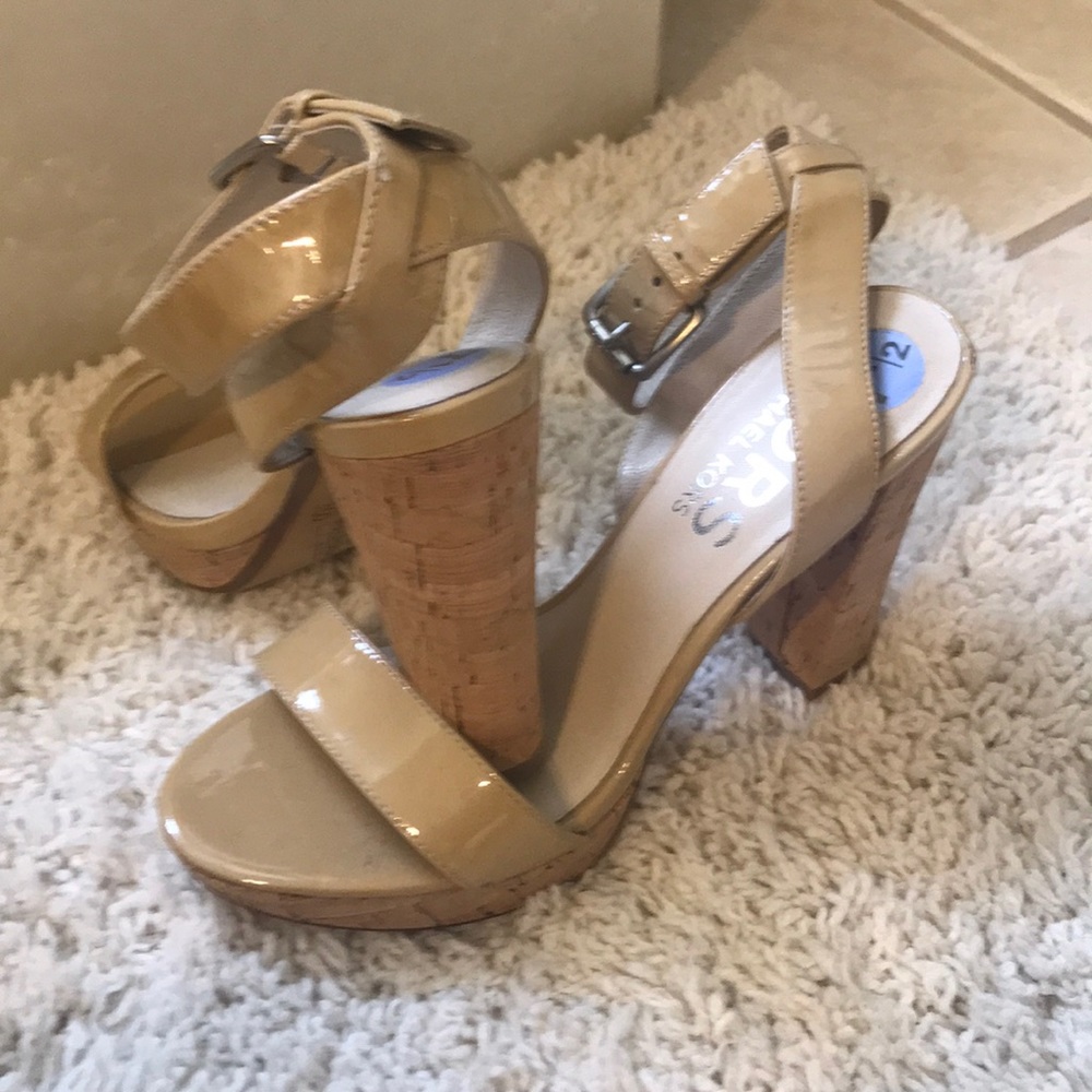 Sandals Michael  Kors one used like new